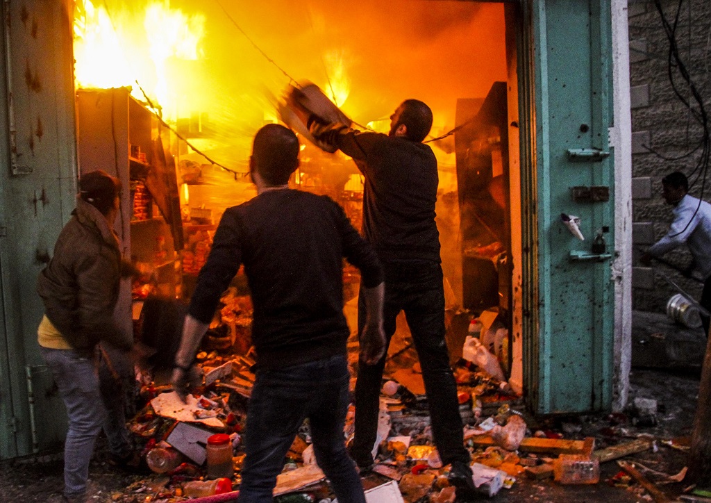 כוחות הכיבוש ממשיכים בהרג חסר אבחנה ברצועת עזה: עשרות הרוגים ופצועים בתקיפות חסרות תקדים