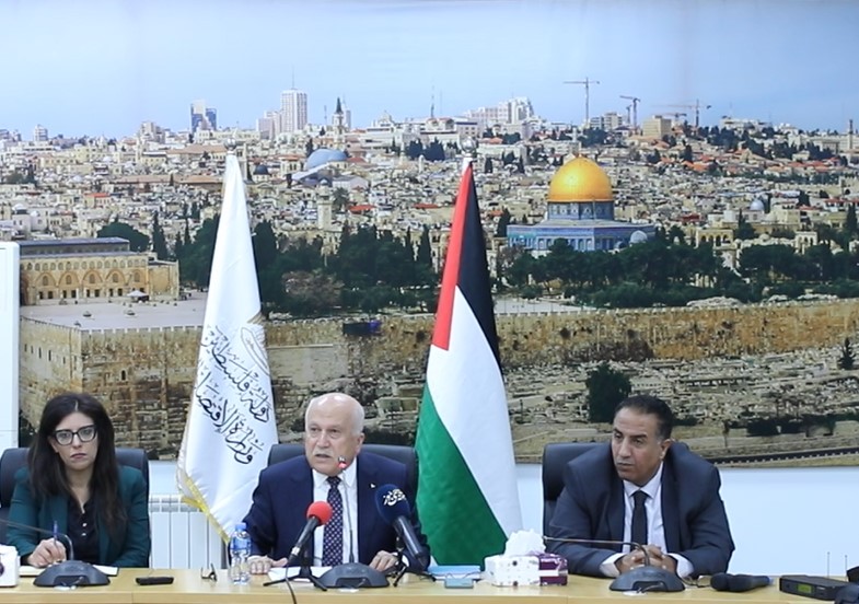 הכלכלה הפלסטינית לקראת קריסה: ירידה חדה בתוצר, אבטלה גואה והסחר בעזה משותק