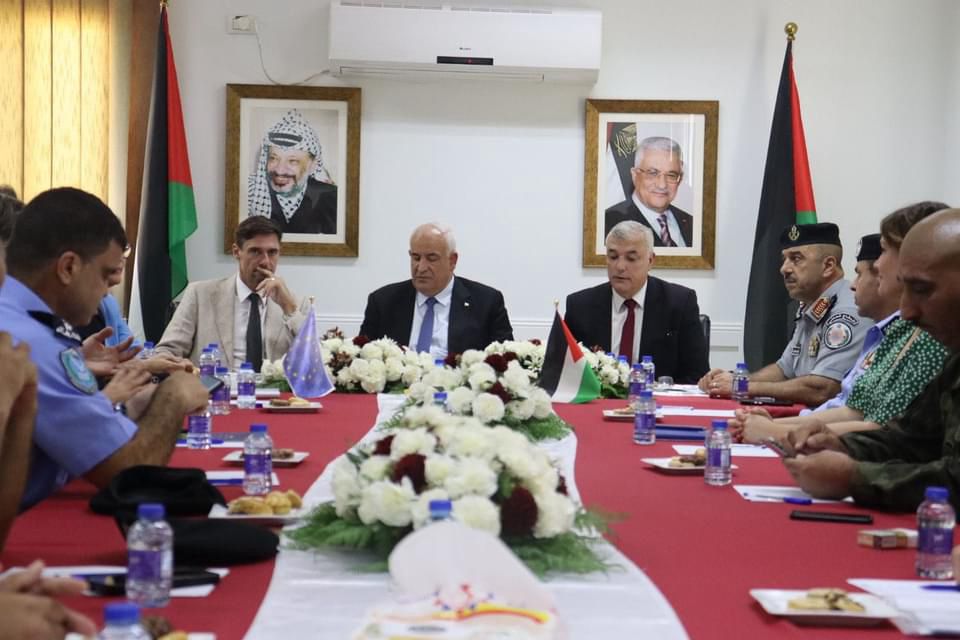 שר הפנים עדכן את נציג האיחוד האירופי במצב ג'נין לאחר המתקפה