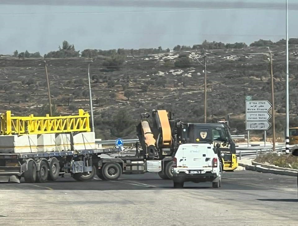 כוחות הכיבוש הציבו שער ברזל בדרום שכם כחלק ממדיניות ההגבלות בגדה