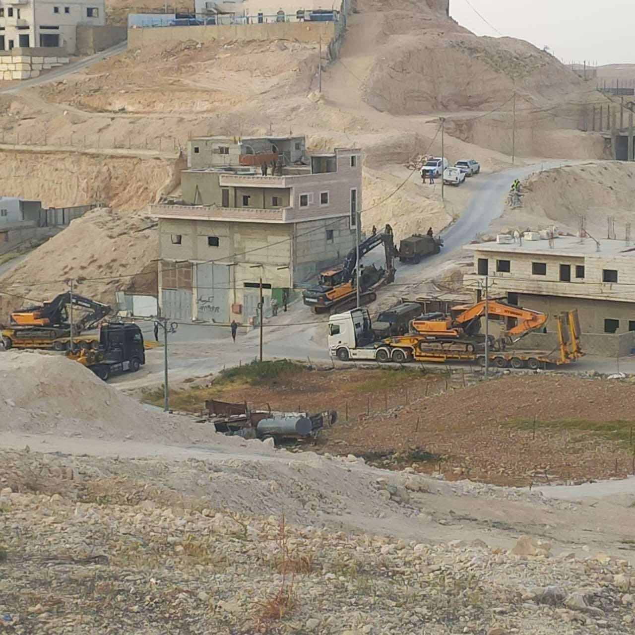 כוחות הכיבוש הרסו בניין מגורים בזעתרה שבמזרח בית לחם