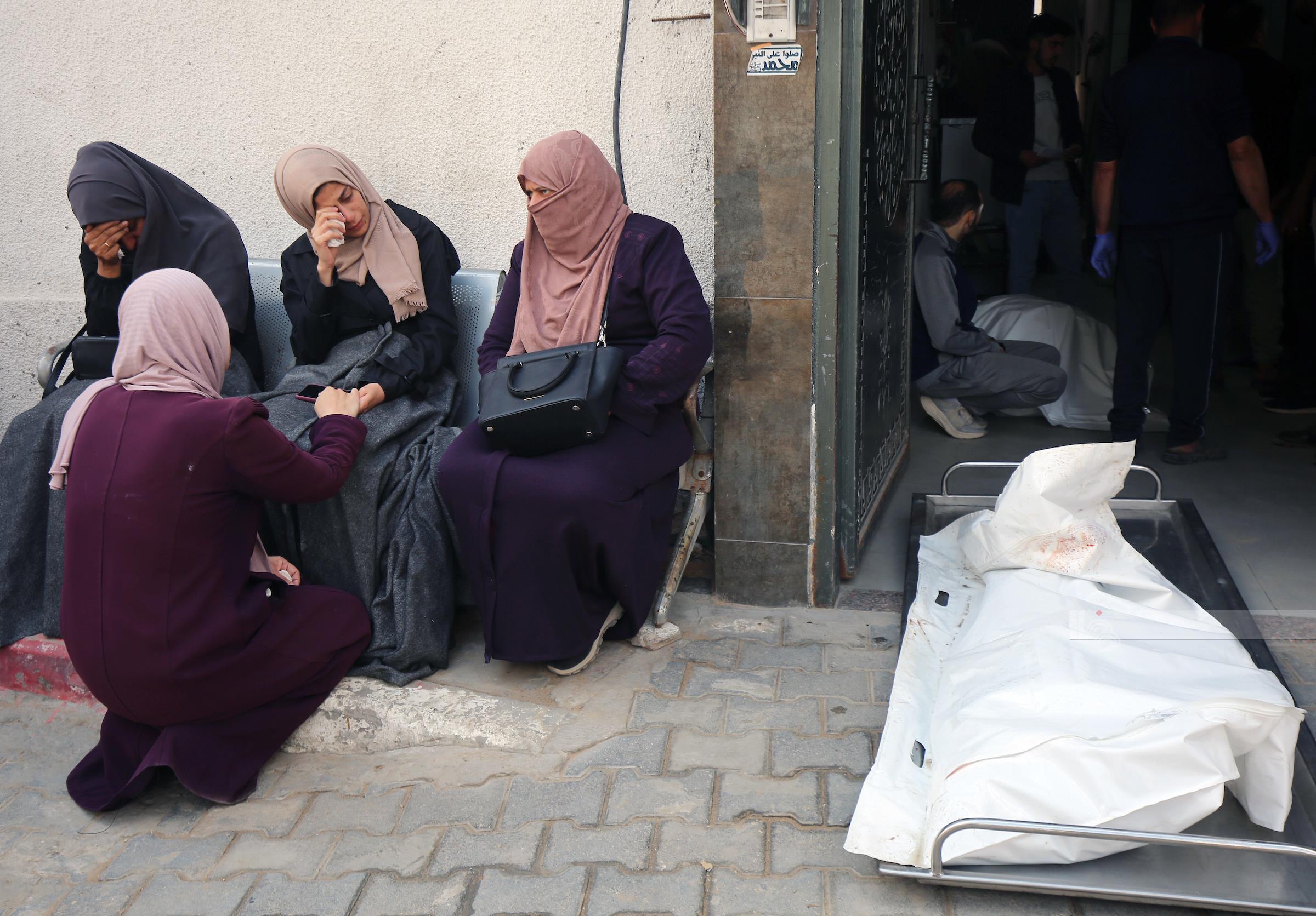 12 הרוגים בעזה, בהם תינוקת ופעוט שמת מתת־תזונה