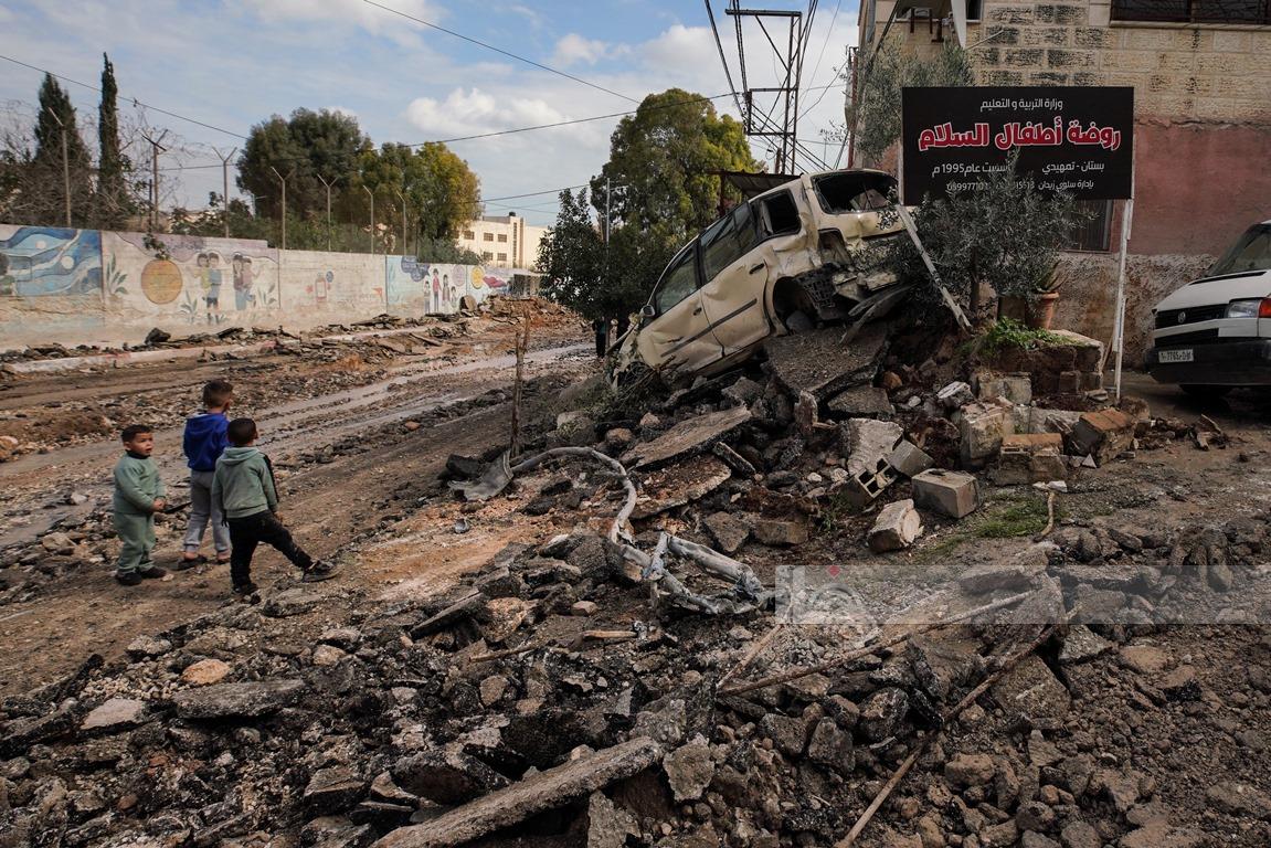 הכיבוש מרחיב את המתקפה על ג'נין: פלישות לערים, הרס תשתיות ומצור מתמשך