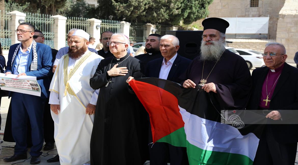 פעמוני הכנסיות צלצלו בקריאה S.O.S לעולם