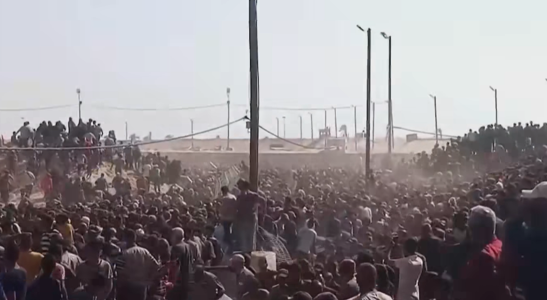 יותר מ־13 הרוגים ו־200 פצועים מירי כוחות הכיבוש סמוך למרכז סיוע במרכז הרצועה