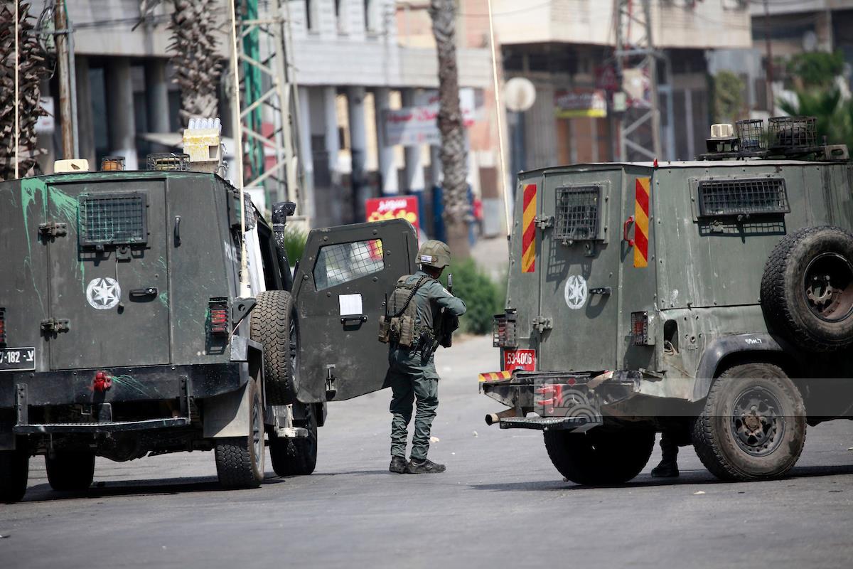 פצוע מירי חי במהלך פשיטת כוחות הכיבוש בשכם