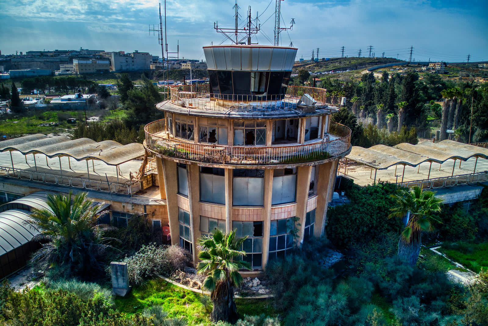 ממשלת הכיבוש צפויה לאשר מרכז מורשת בקלנדיה; מחוז ירושלים מזהיר