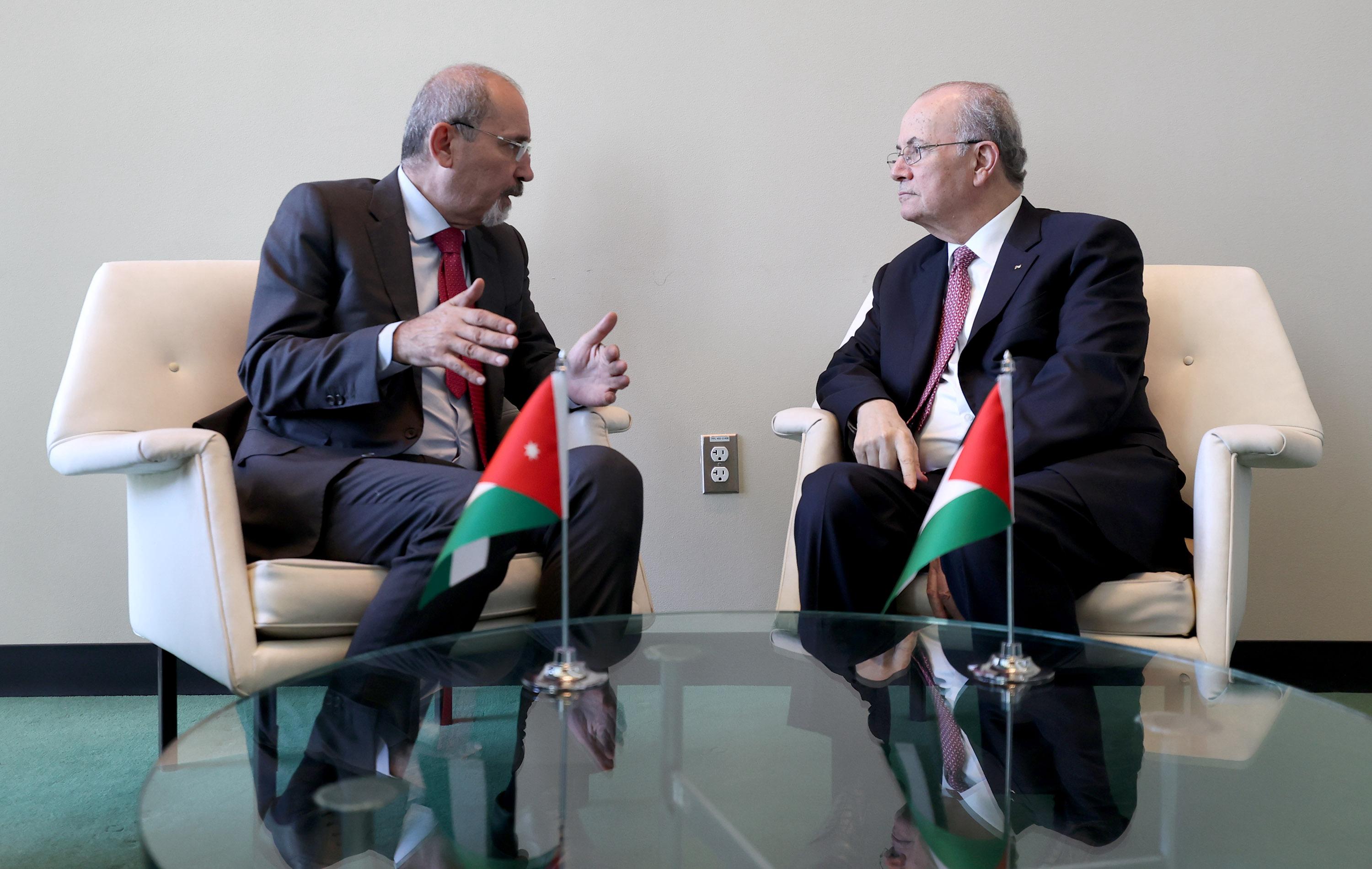 ראש הממשלה מוסטפא מקיים סדרת פגישות מדיניות בניו יורק במסגרת הוועידה לקידום פתרון שתי המדינות