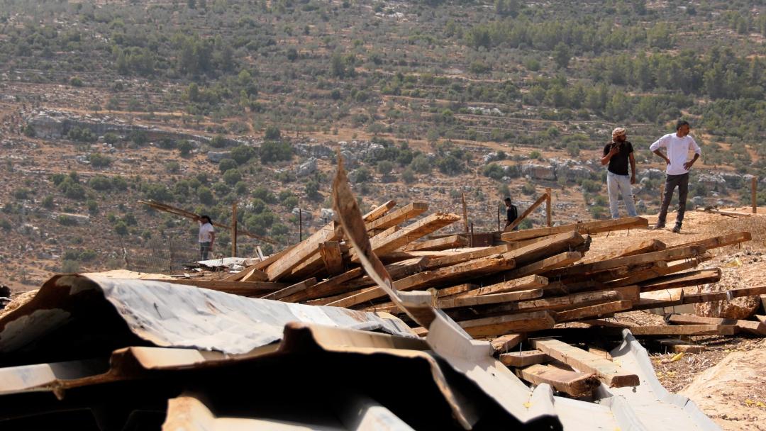 עקב אלימות מתנחלים – פינוי קהילת ערב אל־ג'אהלין לאחר ארבעה עשורים