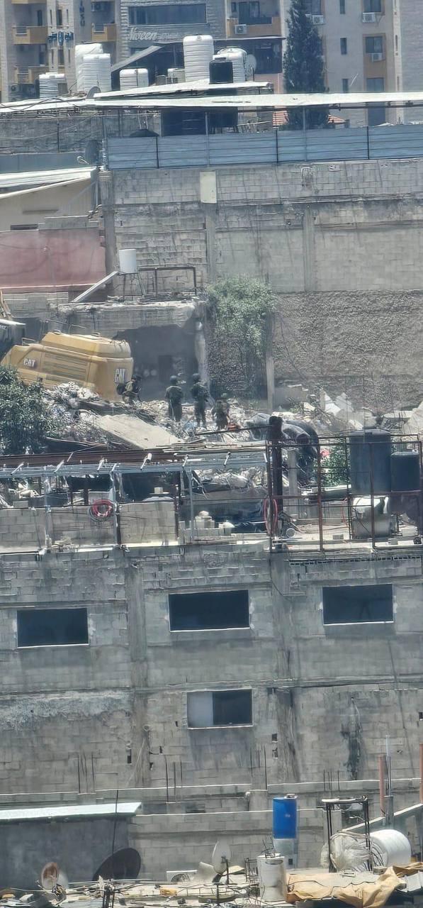 כוחות הכיבוש ממשיכים בהריסת בתים במחנה הפליטים טול כרם – היום ה־134 ברציפות למתקפה