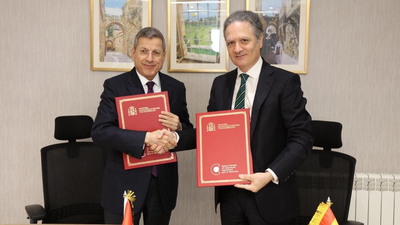 ספרד תעביר סיוע של שני מיליון יורו לשכר עובדי המדינה הפלסטינים