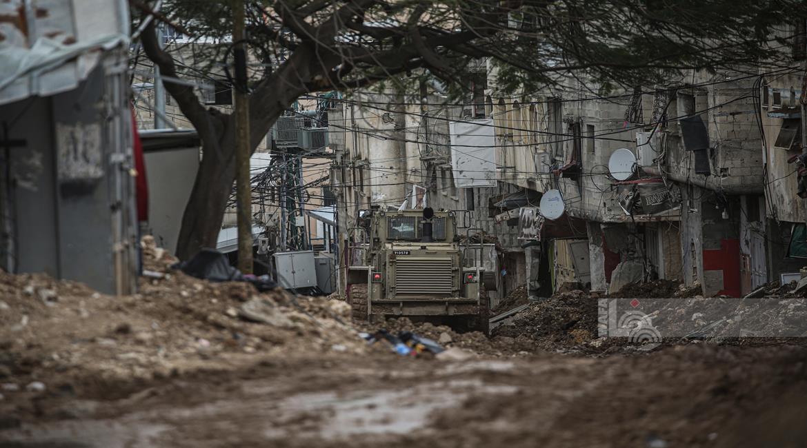 כוחות הכיבוש פשטו על בית במזרח שכם, סגרו את מחנה בלאטה ומנעו טיפול בפצועה