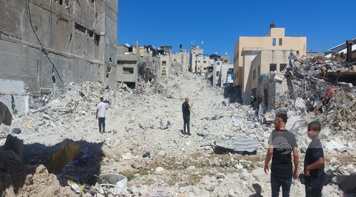 כוחות הכיבוש ממשיכים בהריסת מבנים והצתת בתים במחנות הפליטים טולכרם ונור א־שמס