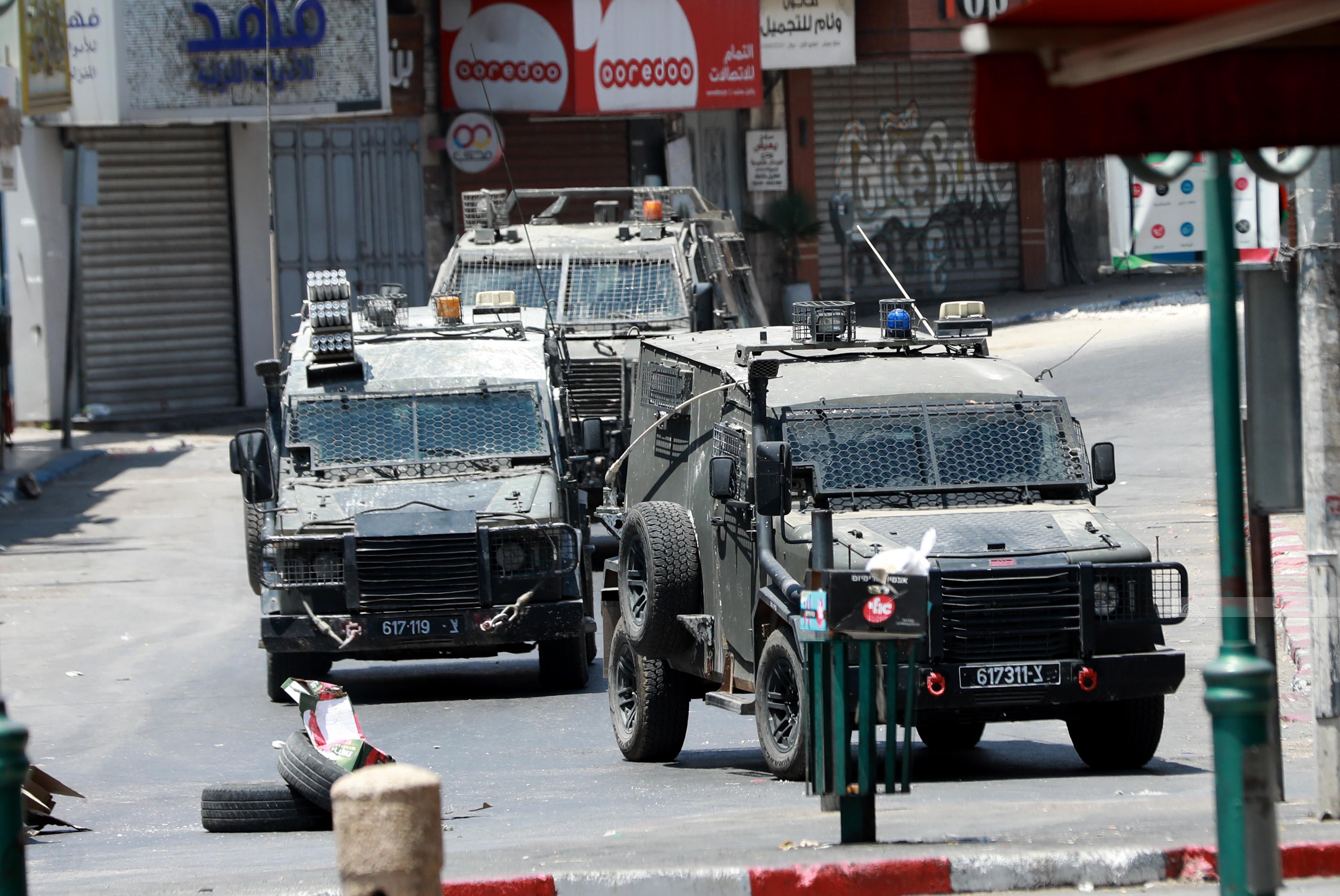 כוחות הכיבוש פשטו על העיר שכם ועל כפרים ויישובים בסביבתה וחיפשו בבתים