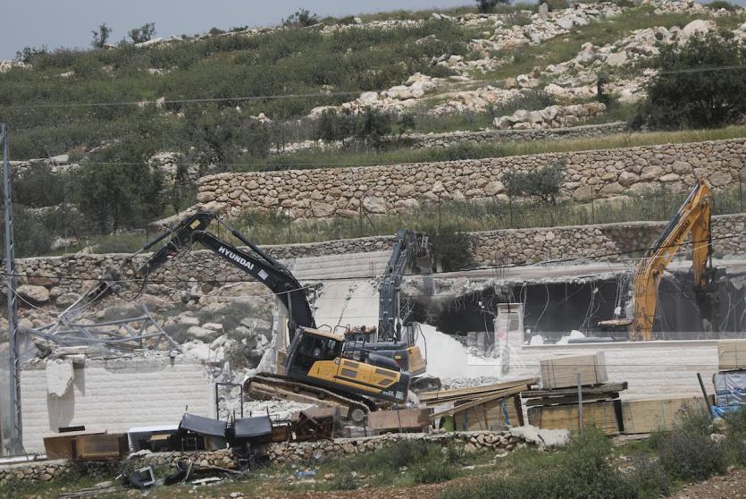 כוחות הכיבוש הרסו שני בנייני מגורים מאוכלסים בביר זית