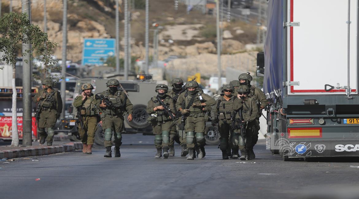 המתקפה על חברון נמשכת זה היום הרביעי: כ־2,649 עקורים, תגבור כוחות והידוק הסגר