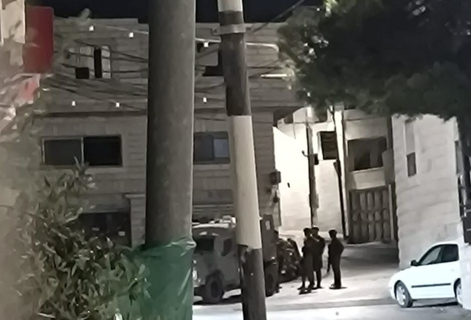 כוחות הכיבוש פשטו על תקוע ועצרו צעיר במהלך עימותים