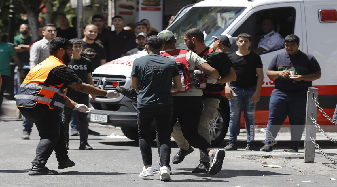 58 נפצעו בפשיטת כוחות הכיבוש על מרכזי רמאללה ואל־בירה