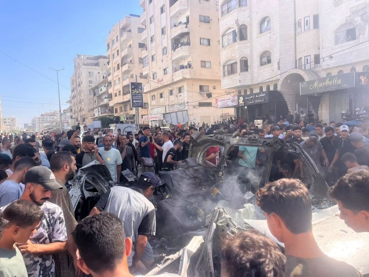 שני פלסטינים נהרגו ואחרים נפצעו בתקיפת רכב בשכונת תל אל־הווא בעזה
