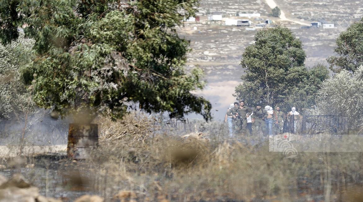 מתנחלים פרצו לתרמסעיא מצפון לרמאללה, גנבו דלתות מבתים וגרמו נזק כבד לרכוש