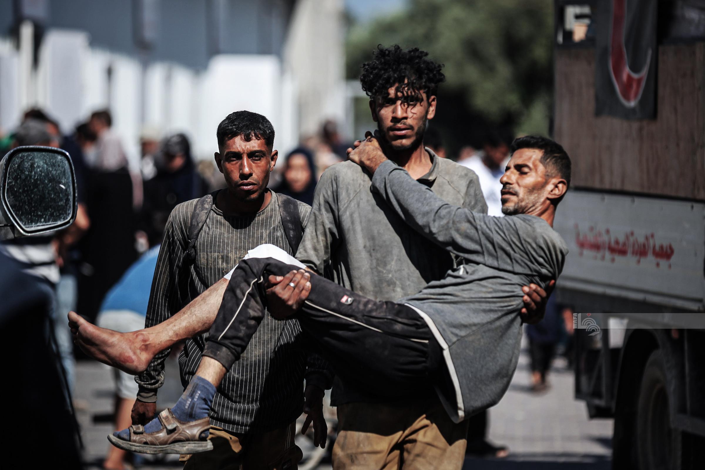 הכיבוש ממשיך במתקפות על עזה: הרוגים והרס נרחב בהפצצות אוויריות וירי ארטילרי