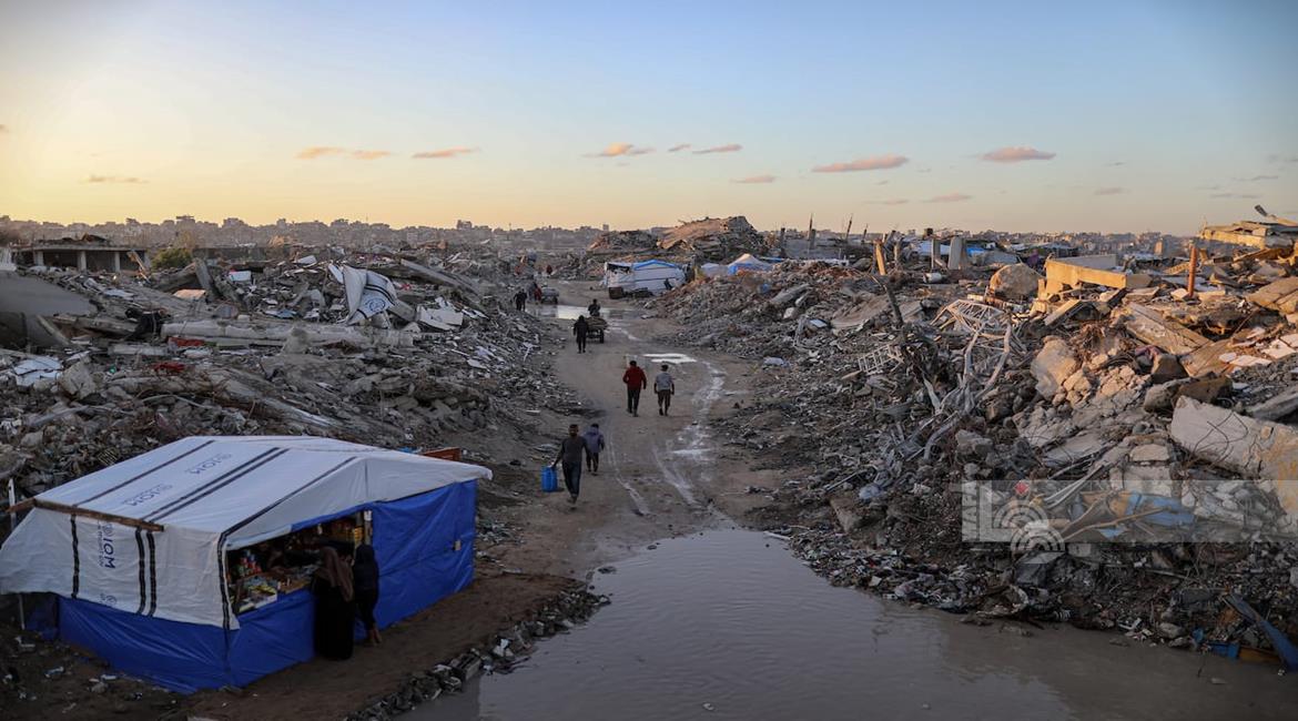 אונר״א: אלפי עקורים בעזה נאבקים למצוא מחסה בטוח לקראת החורף