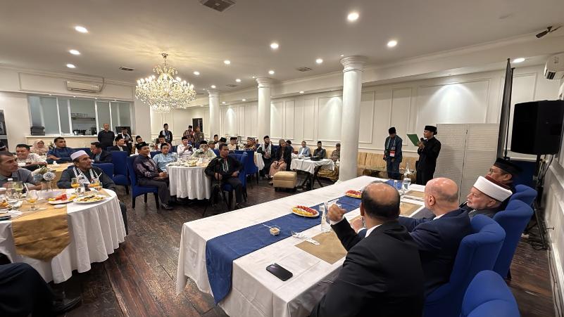 מחמוד אל־הבאש והמופתי של ירושלים נפגשו עם אנשי דת וסטודנטים באינדונזיה ועדכנו אותם על המצב באל־אקצא