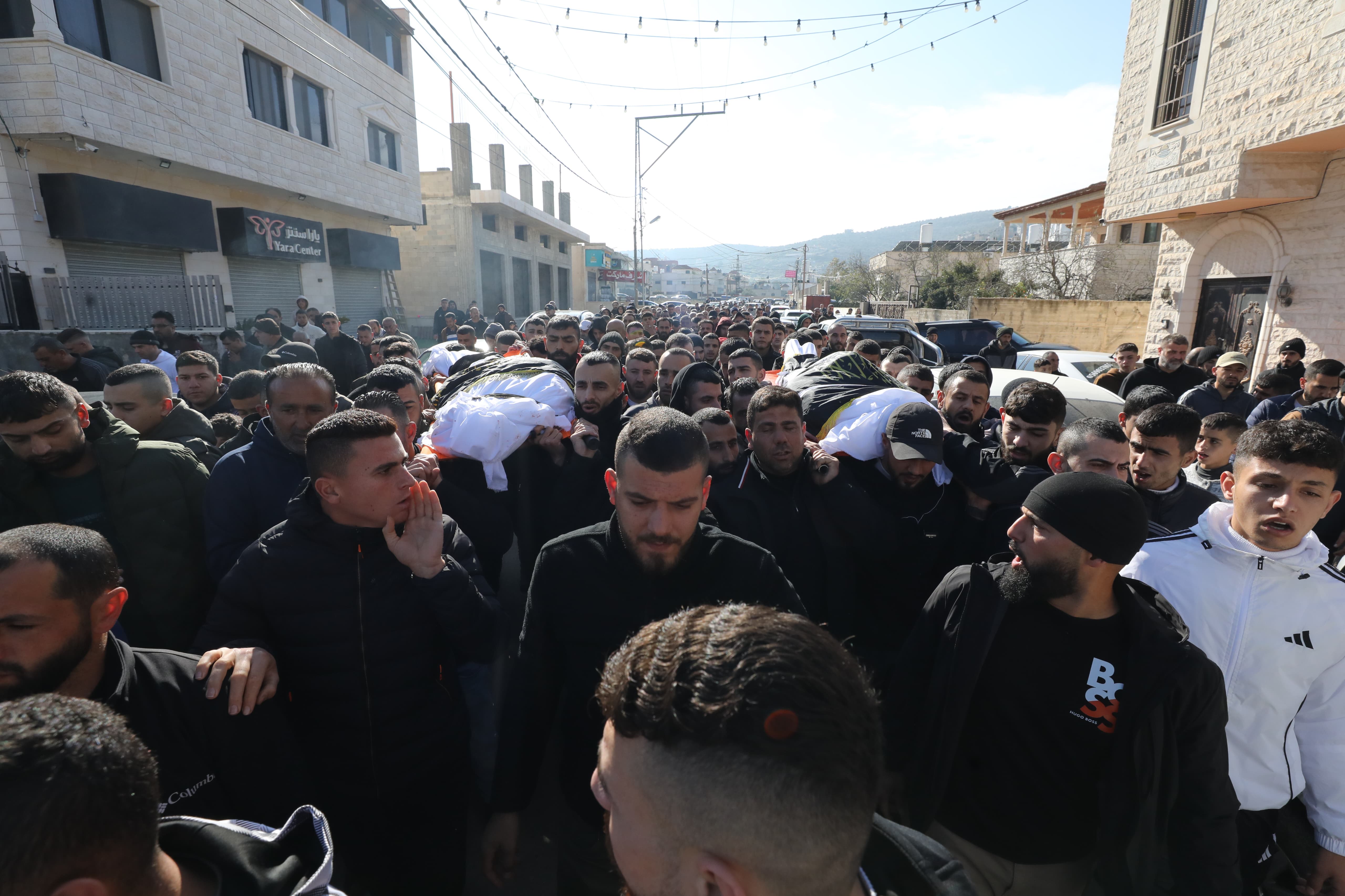 אלפים ליוו למנוחות בקבטיה את מוחמד זכרנה ומוחמד כמיל