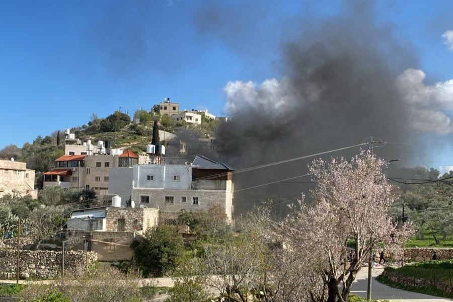 פצועים ושריפת מחסן ורכב במתקפת מתנחלים על ג'אלוד, דרומית לשכם